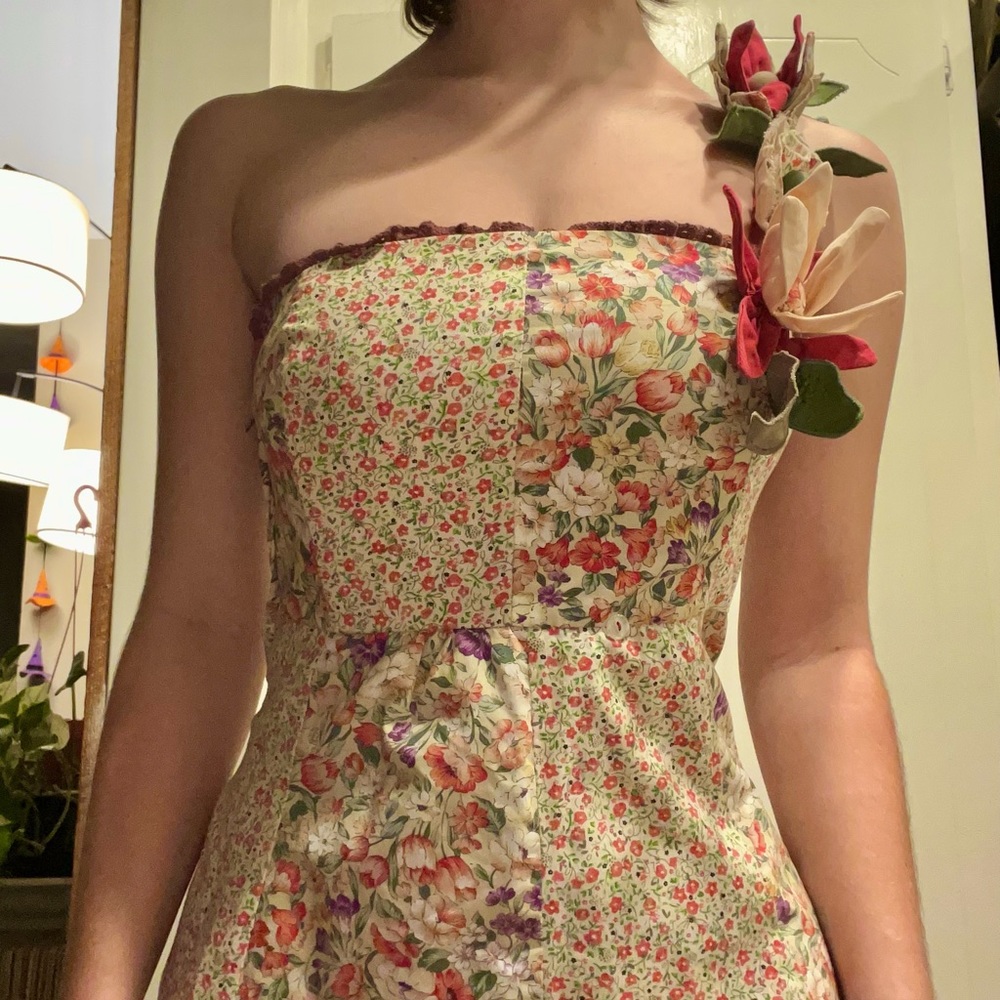 Vintage 2000s Strapless Dress!